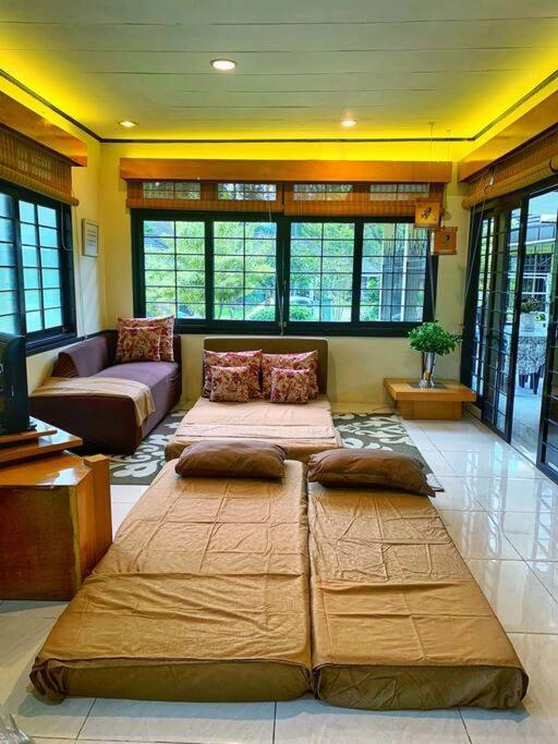 Designer Villa Osaka Puncak Exterior foto