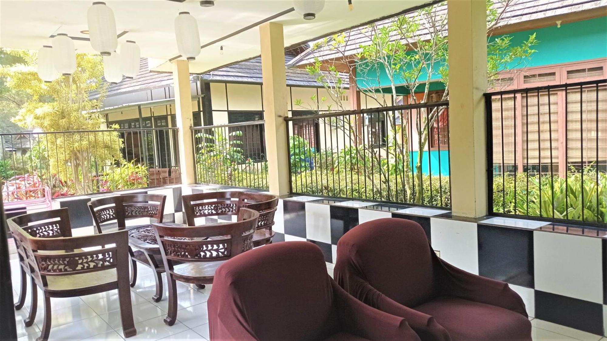 Designer Villa Osaka Puncak Exterior foto